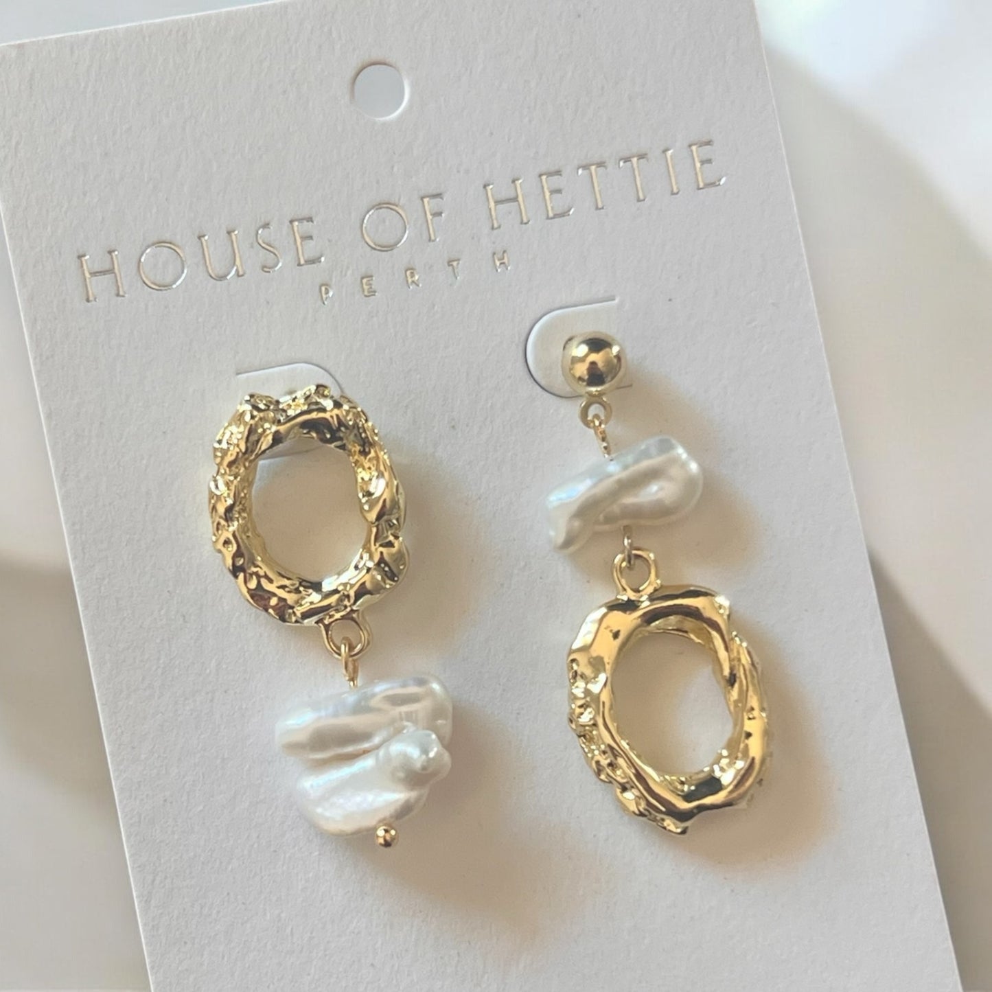 Meri Freshwater Pearl Earrings