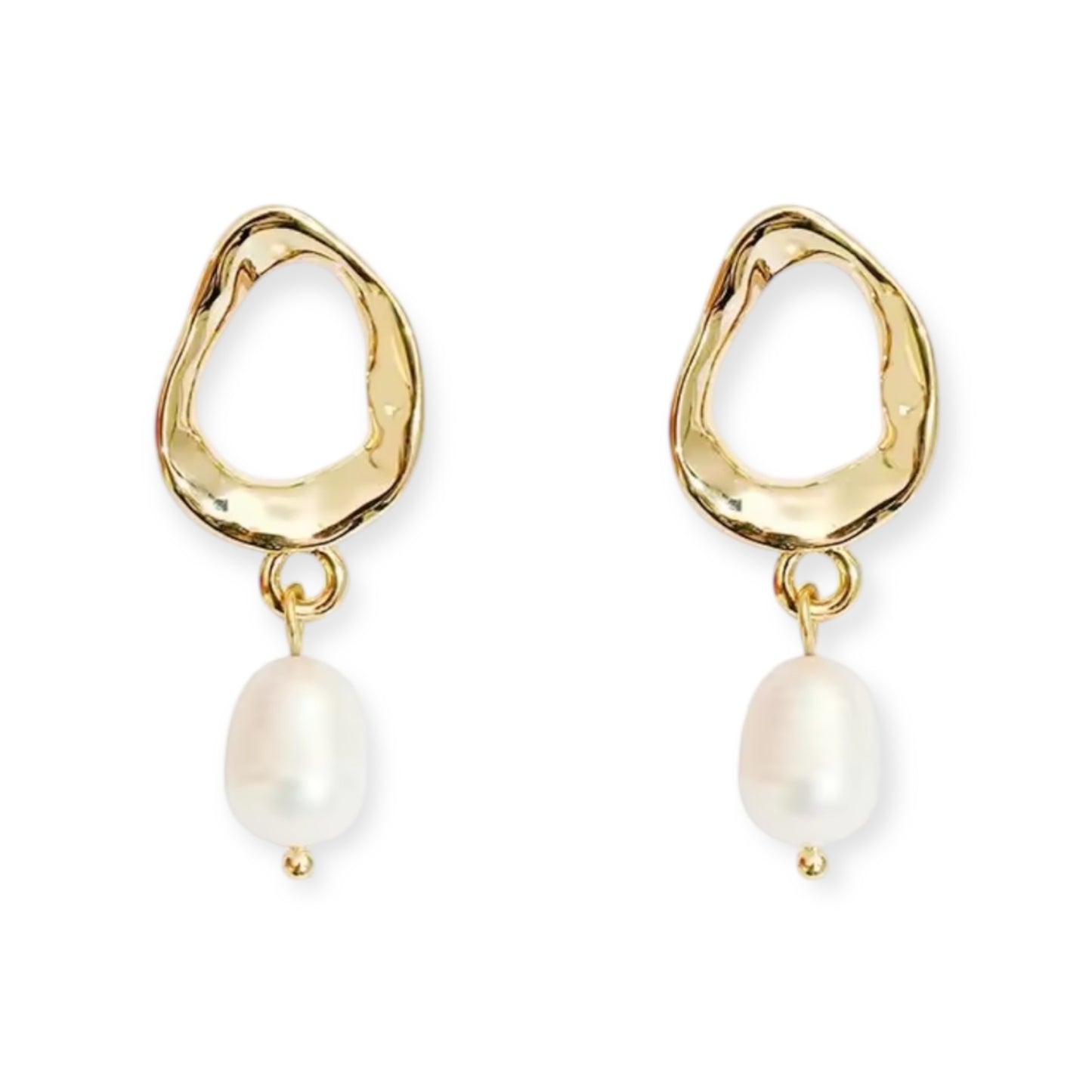 Dainty Freshwater Pearl Earrings