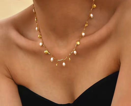 House of Hearts Seashell & Pearl Necklace