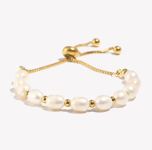 House of Hearts Stainless Steel 18k Gold Plated Freshwater Pearl Bracelet
