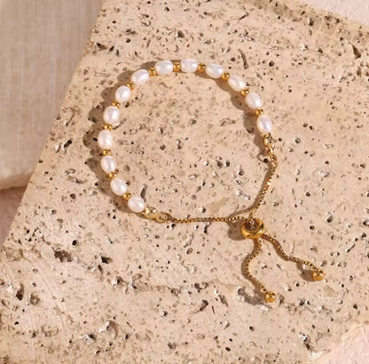 House of Hearts Stainless Steel 18k Gold Plated Freshwater Pearl Bracelet