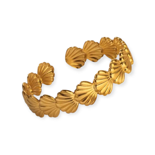 Seaside Shell Cuff