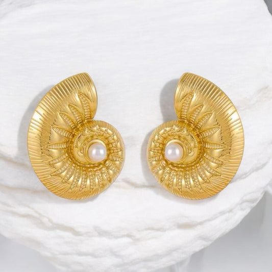 Arial Conch Shell Earrings