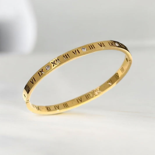 Lilly 18k Gold Plated Bangle