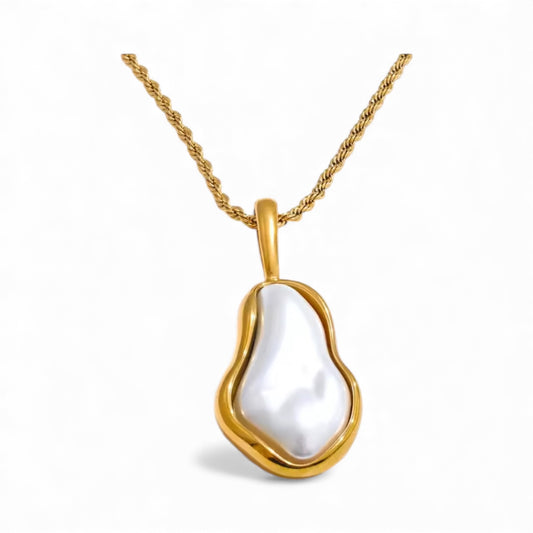 House of Hearts Organic Pearl Drop Necklace